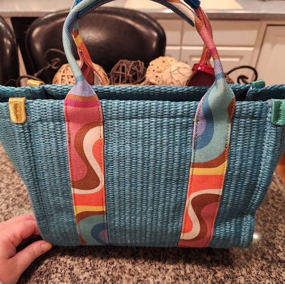 Kurt Geiger Small Southbank Tote/Crossbody - Picture 3 of 9